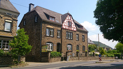 Weingutshaus Michels-Kaufmann in der Moselweinstraße 4